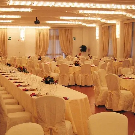 Hotel Garden 4*