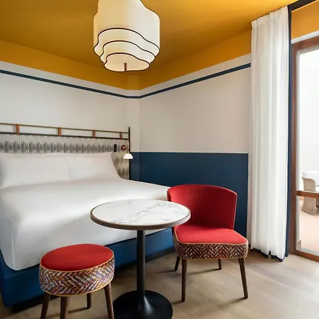 Ermellina Siena, A Tribute Portfolio 4* سيينا