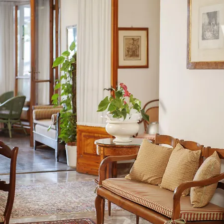 Ermellina Siena, A Tribute Portfolio فندق