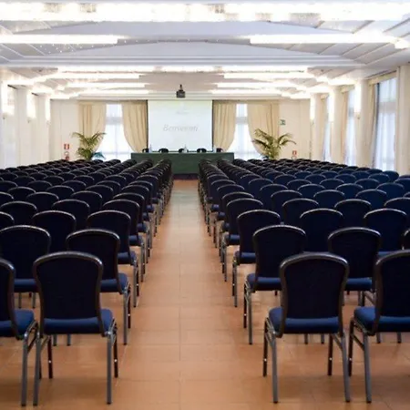 Отель Villa Ermellina Siena, A Tribute Portfolio Hotel Сиена